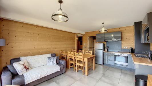 Ski verhuur Appartement 3 kamers bergnis 6 personen (RJ01D) - Résidence l'Odyssée - La Toussuire - Woonkamer