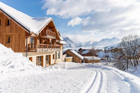 Vacances en montagne Résidence Lagrange les Balcons des Aiguilles - La Toussuire - Extérieur hiver
