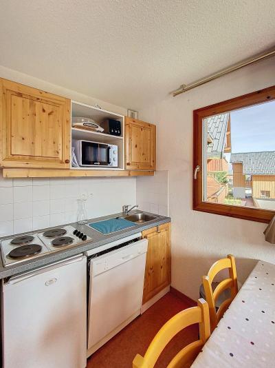 Rent in ski resort 3 room apartment 6 people (4) - Résidence les Chalets de la Toussuire - La Toussuire - Computer
