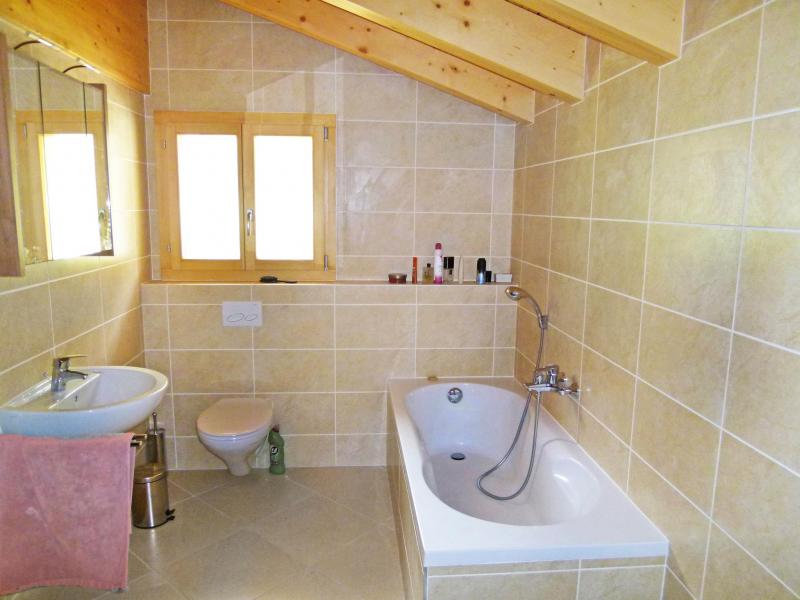 Rent in ski resort Chalet Chaud - La Tzoumaz - Bathroom