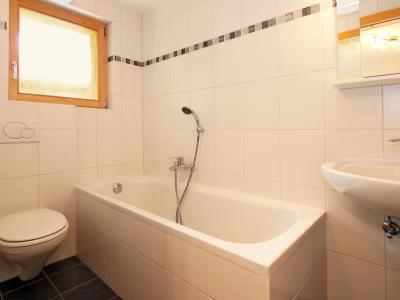 Rent in ski resort Chalet Charmille - La Tzoumaz - Bathroom