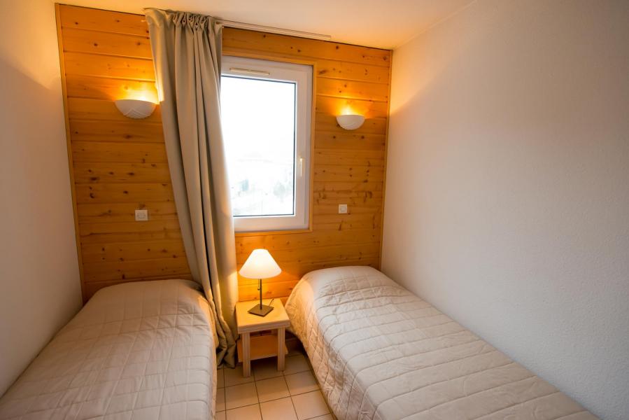 Rent in ski resort Résidence les Silènes - Le Collet d'Allevard - Single bed