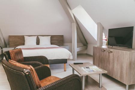 Rent in ski resort Appart'Hôtel le Splendid - Le Collet d'Allevard - Living room