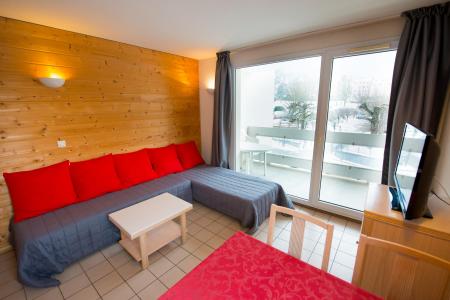 Rent in ski resort Résidence les Silènes - Le Collet d'Allevard - Living room