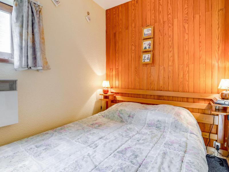 Rent in ski resort 2 room apartment 4 people (4) - Baikonour - Le Corbier - Bedroom