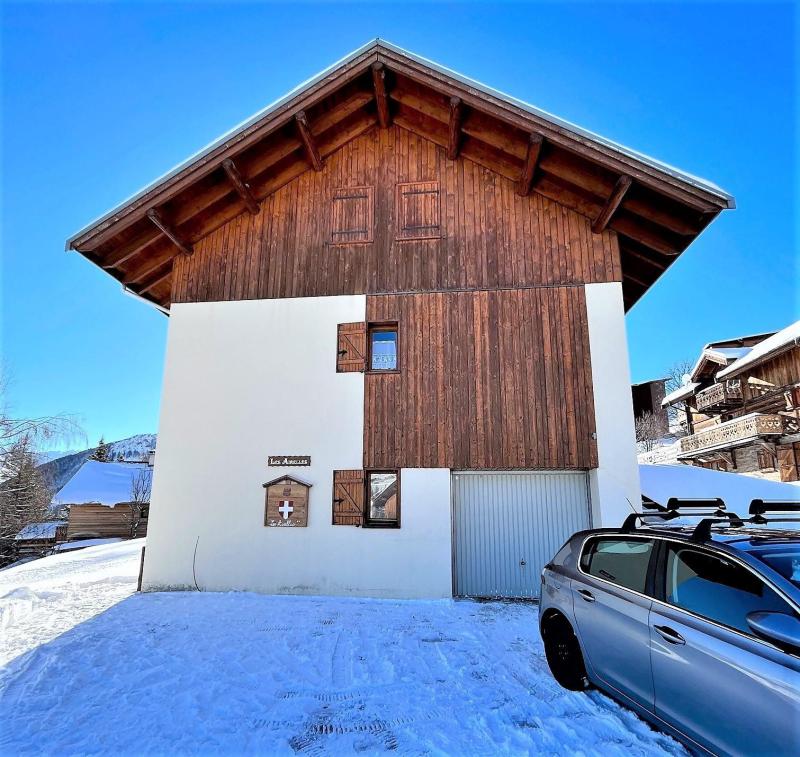 Vacances en montagne Appartement 3 pièces 4 personnes - Chalet les Airelles - Le Corbier - Extérieur hiver