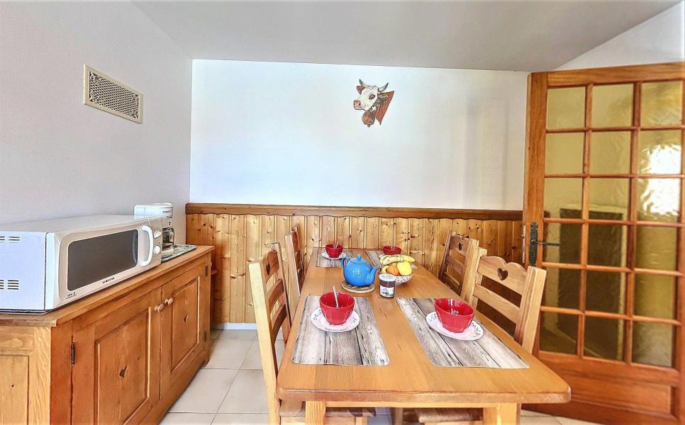 Location au ski Appartement 3 pièces 4 personnes - Chalet les Airelles - Le Corbier - Séjour