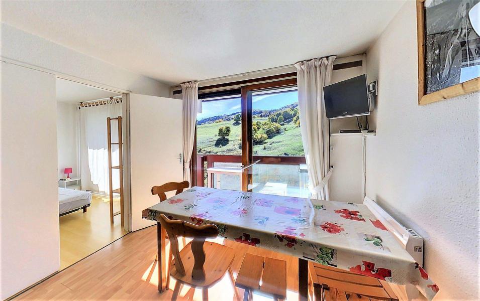 Alquiler al esquí Apartamento cabina 2 piezas para 6 personas (1009) - La Résidence Lunik Orion - Le Corbier - Apartamento