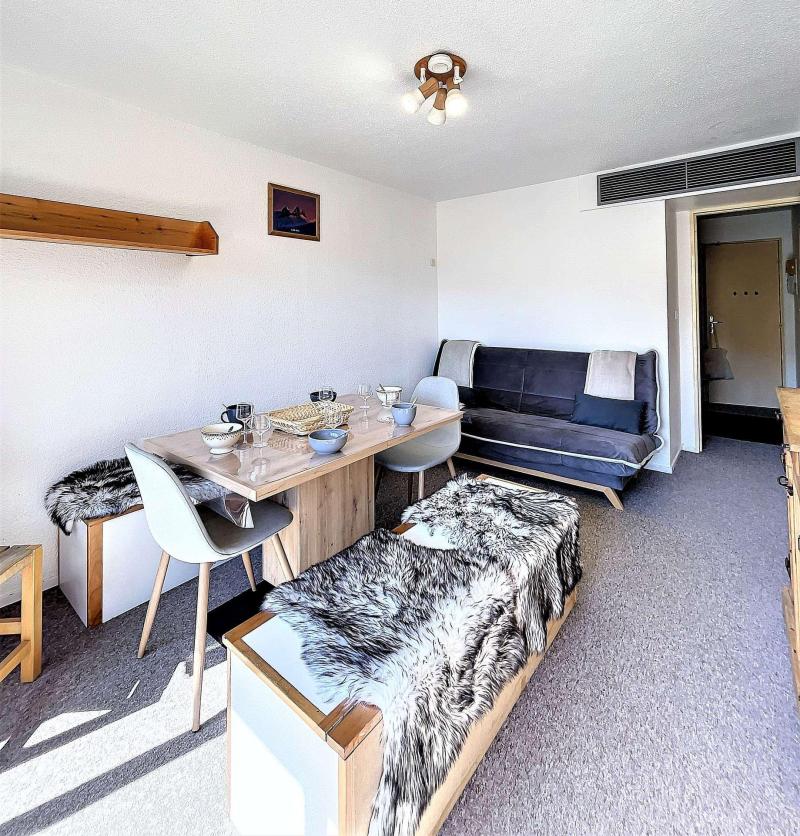 Rent in ski resort 2 room apartment cabin 6 people (1609) - La Résidence Pégase-Phénix - Le Corbier - Apartment
