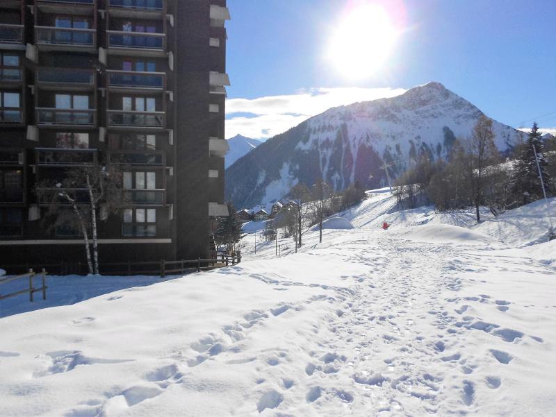 Ski verhuur La Résidence Vostok Zodiaque - Le Corbier - Buiten winter