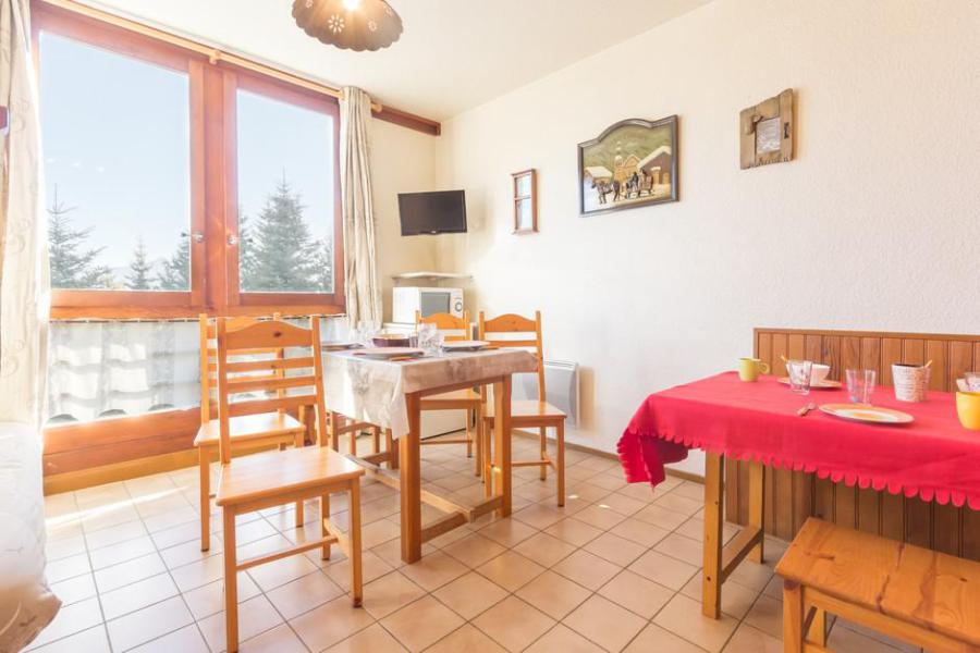 Ski verhuur Studio bergnis 4 personen (11) - Résidence Apollo - Le Corbier - Woonkamer