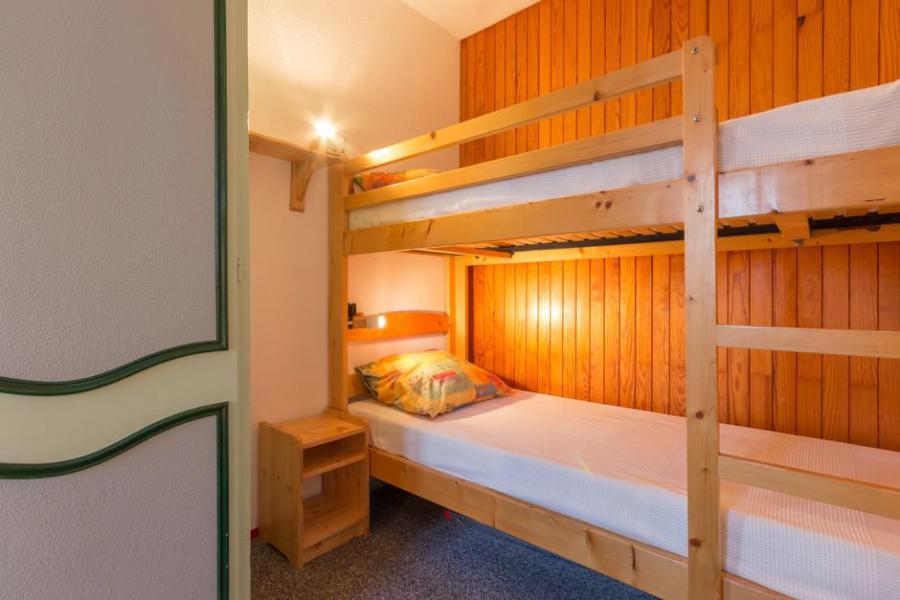 Rent in ski resort Studio sleeping corner 5 people (0601) - Résidence Baikonour - Le Corbier