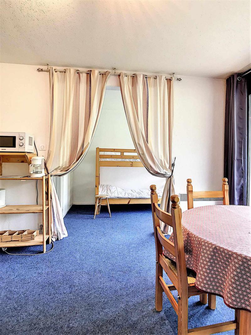 Skiverleih Studio Schlafnische 4 Personen (1004) - Résidence Baikonour - Le Corbier - Wohnzimmer