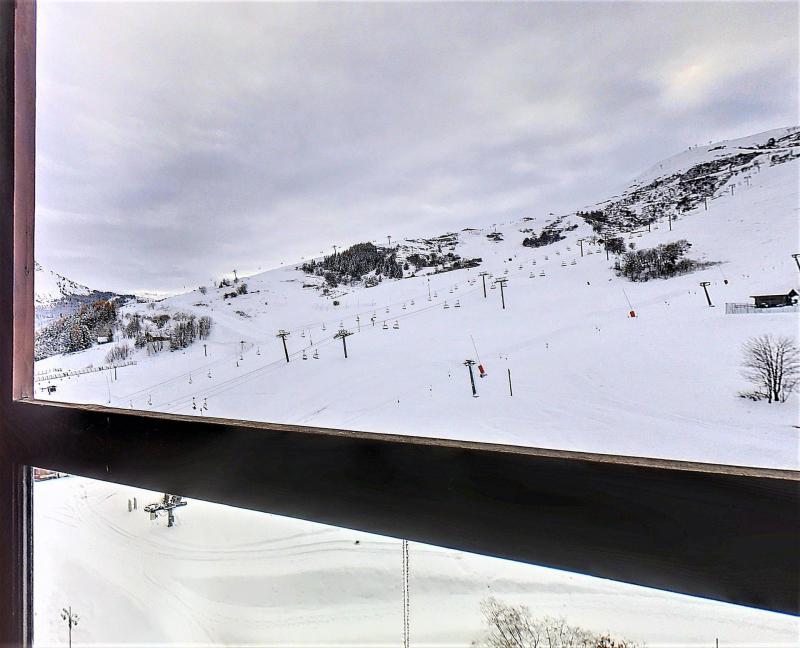 Location au ski Studio 4 personnes (1002) - Résidence Cosmos - Le Corbier - Balcon