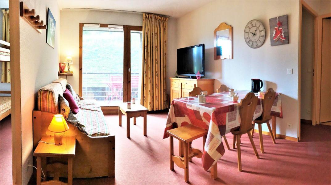 Rent in ski resort 3 room apartment 6 people (B56) - Résidence les Pistes - Le Corbier - Living room