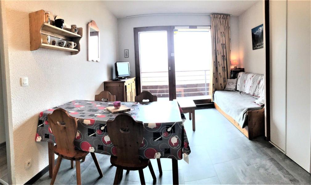 Rent in ski resort 2 room apartment 4 people (B74) - Résidence les Pistes - Le Corbier