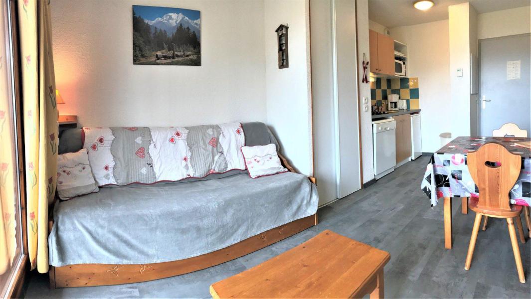 Ski verhuur Appartement 2 kamers 4 personen (B74) - Résidence les Pistes - Le Corbier