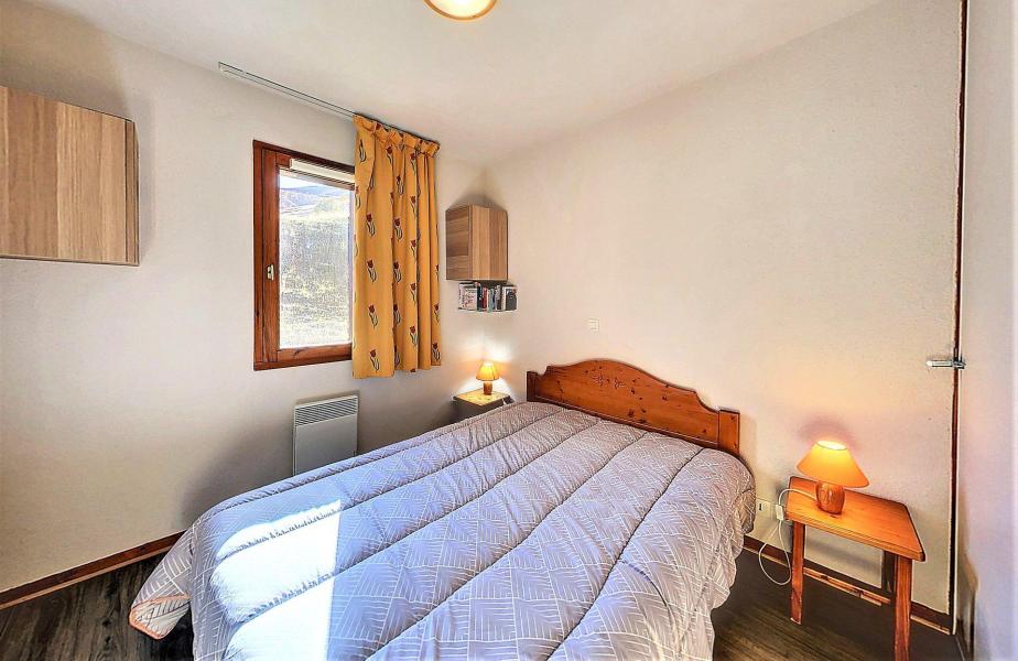 Ski verhuur Appartement 3 kamers 6 personen ( B57) - Résidence les Pistes - Le Corbier - Kamer