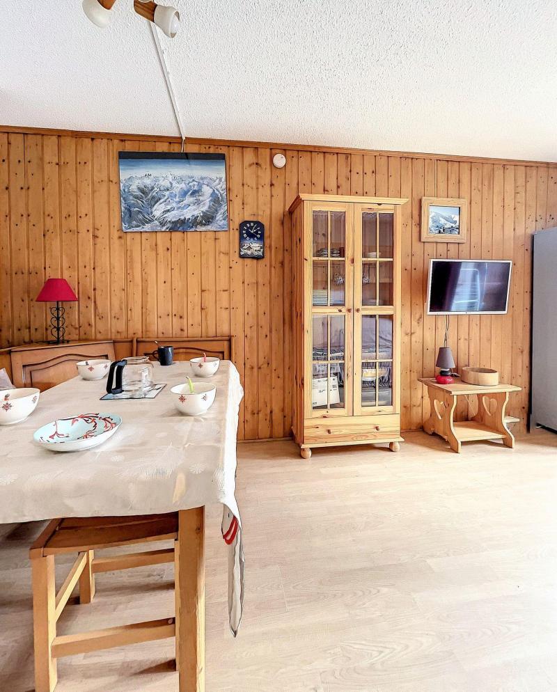 Rent in ski resort Studio cabin 5 people (0407) - Résidence Orion Lunik - Le Corbier - Living room