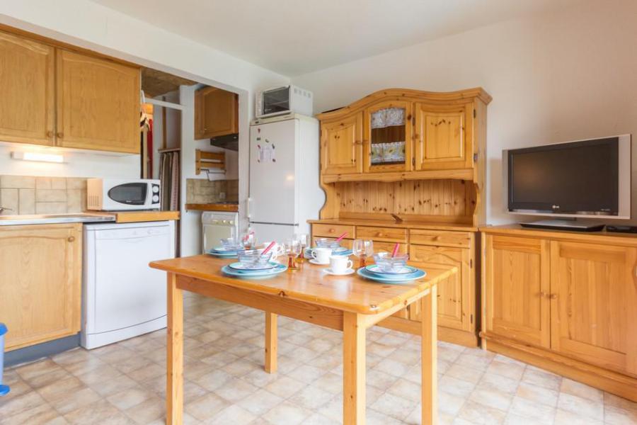 Rent in ski resort 3 room apartment 6 people (0906) - Résidence Zodiaque Vostok - Le Corbier - Living room