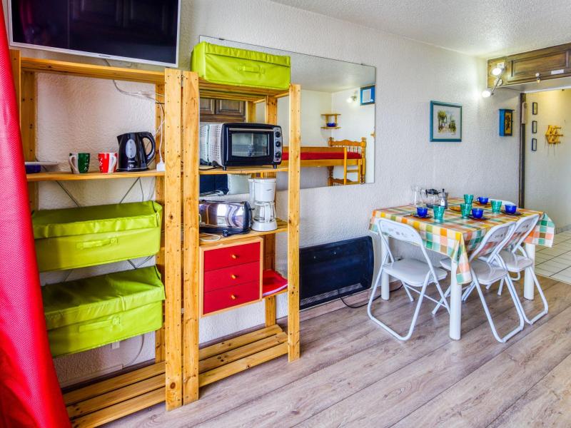 Rent in ski resort 1 room apartment 4 people (74) - Soyouz Vanguard - Le Corbier - Apartment