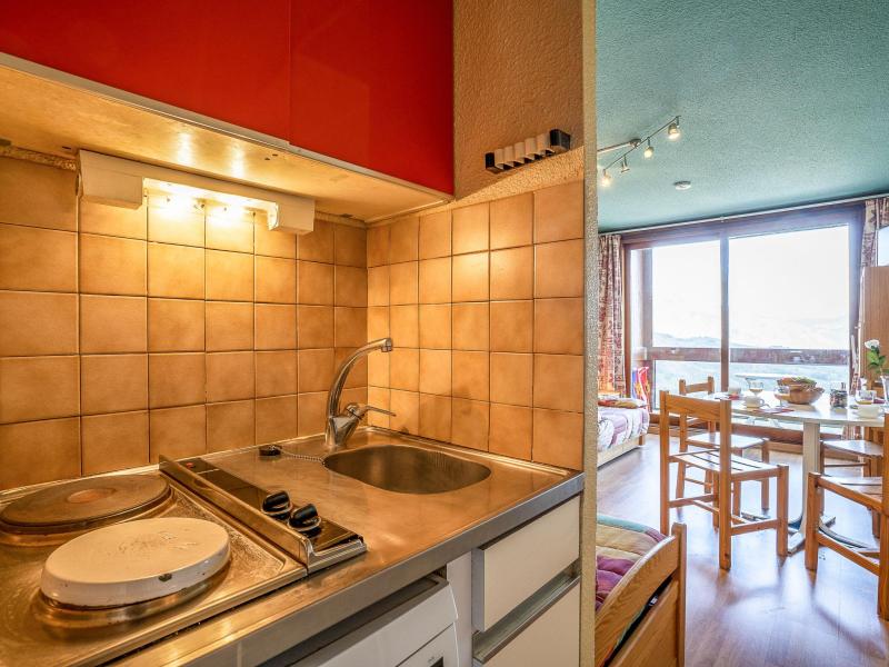 Rent in ski resort 2 room apartment 6 people (65) - Soyouz Vanguard - Le Corbier - Kitchenette