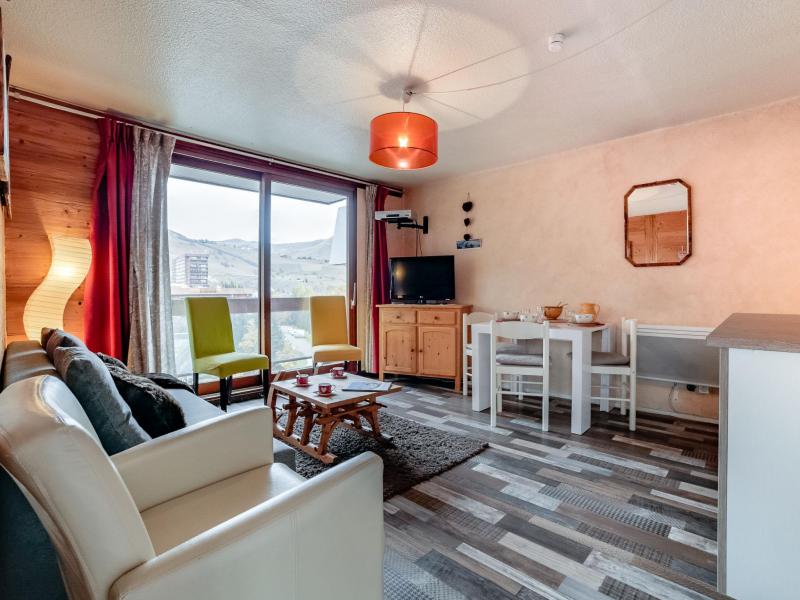 Rent in ski resort 3 room apartment 6 people (84) - Soyouz Vanguard - Le Corbier - Living room