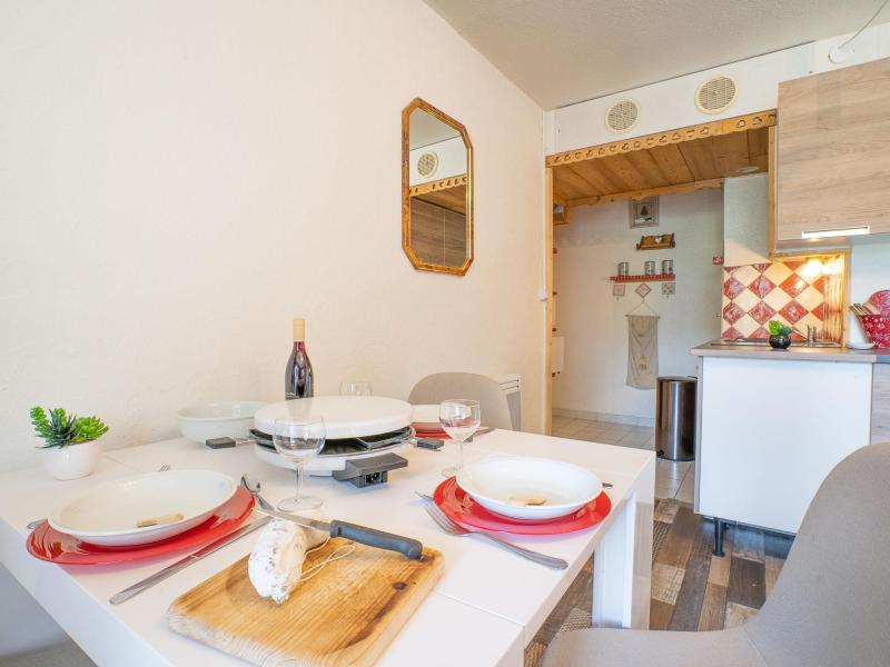 Ski verhuur Appartement 3 kamers 6 personen (84) - Soyouz Vanguard - Le Corbier - Woonkamer