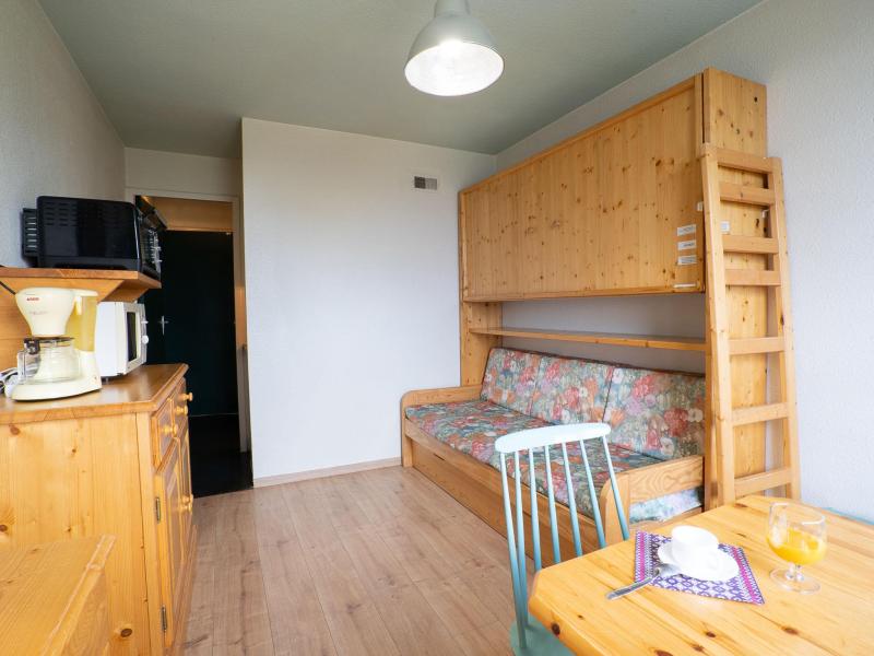 Rent in ski resort 1 room apartment 2 people (27) - Vostok Zodiaque - Le Corbier - Living room