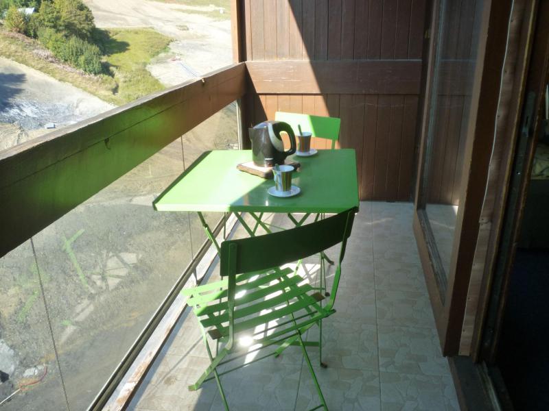 Rent in ski resort 2 room apartment 4 people (52) - Vostok Zodiaque - Le Corbier - Balcony