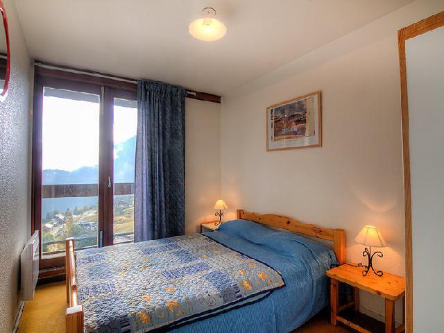 Rent in ski resort 3 room apartment 6 people (75) - Vostok Zodiaque - Le Corbier - Bedroom