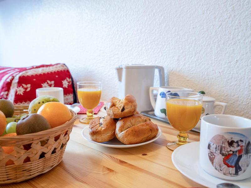 Ski verhuur Appartement 1 kamers 2 personen (80) - Vostok Zodiaque - Le Corbier - Woonkamer