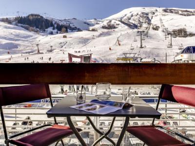Rent in ski resort 1 room apartment 4 people (2) - Apollo - Le Corbier - Winter outside
