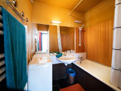 Rent in ski resort 1 room apartment 4 people (9) - Baikonour - Le Corbier - Bathroom