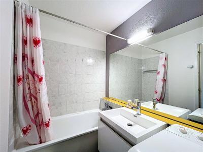 Rent in ski resort Studio 4 people (310) - La Résidence Soyouz-Vanguard - Le Corbier - Bathroom