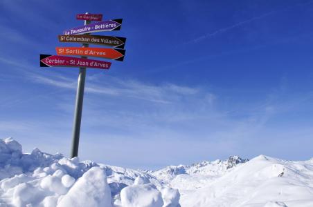 Location au ski Les Terrasses du Corbier - Le Corbier - Extérieur hiver