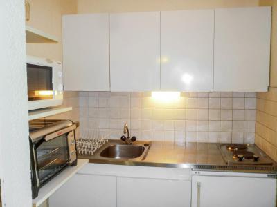 Rent in ski resort 1 room apartment 4 people (12) - Lunik Orion - Le Corbier - Kitchenette