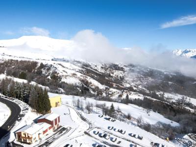 Rent in ski resort 1 room apartment 4 people (1) - Pégase Phénix - Le Corbier - Winter outside