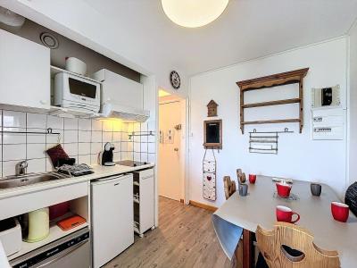 Skiverleih 2-Zimmer-Appartment für 5 Personen (1101) - Résidence Baikonour - Le Corbier - Wohnzimmer