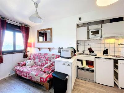 Ski verhuur Appartement 2 kamers 5 personen (1101) - Résidence Baikonour - Le Corbier - Woonkamer