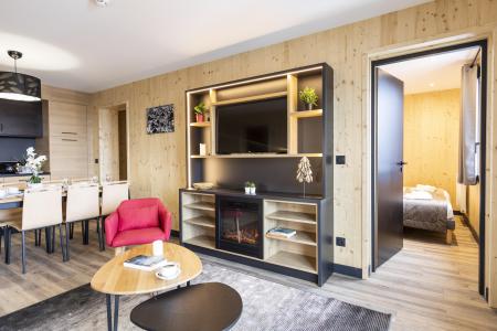 Rent in ski resort Résidence Club MMV l'Etoile des Sybelles - Le Corbier - Living room
