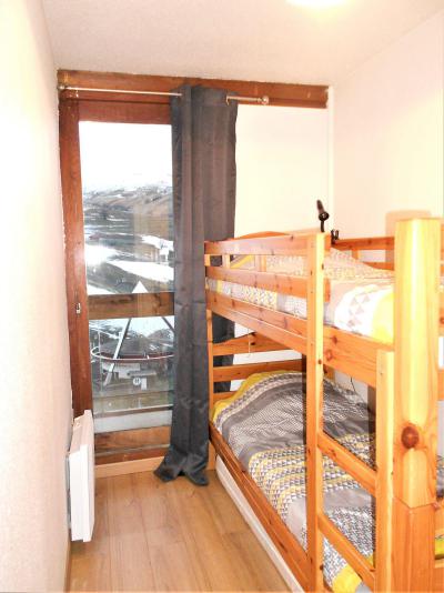 Rent in ski resort 3 room apartment 6 people (1608) - Résidence Zodiaque Vostok - Le Corbier - Bunk beds