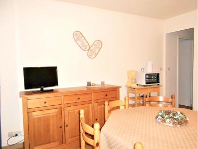 Rent in ski resort 3 room apartment 6 people (1608) - Résidence Zodiaque Vostok - Le Corbier - Living room