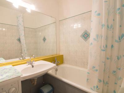 Rent in ski resort 1 room apartment 4 people (63) - Soyouz Vanguard - Le Corbier - Bathroom