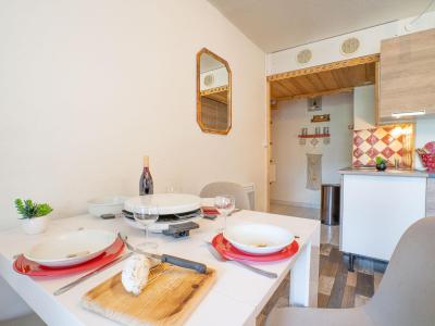 Rent in ski resort 3 room apartment 6 people (84) - Soyouz Vanguard - Le Corbier - Living room