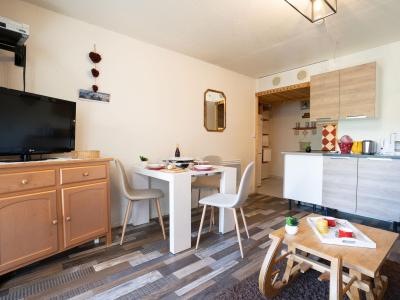 Rent in ski resort 3 room apartment 6 people (84) - Soyouz Vanguard - Le Corbier - Living room