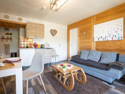 Rent in ski resort 3 room apartment 6 people (84) - Soyouz Vanguard - Le Corbier - Living room