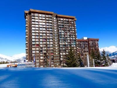 Rent in ski resort Soyouz Vanguard - Le Corbier - Winter outside