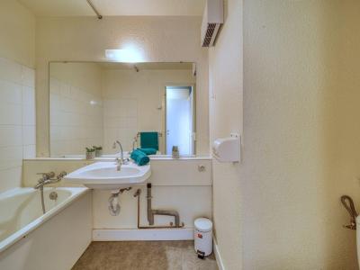 Rent in ski resort Studio 4 people (105) - Soyouz Vanguard - Le Corbier - Bathroom