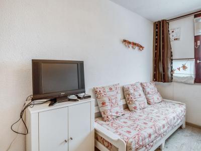 Rent in ski resort 1 room apartment 2 people (87) - Vostok Zodiaque - Le Corbier - Living room